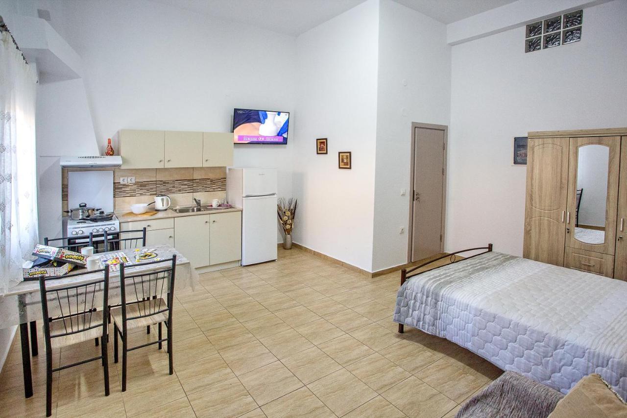 Haroulena Hotel Kavala Exterior photo